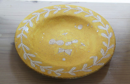鹿児島睦さんの黄色いチョウチョのお皿 | GARB DOMINGO